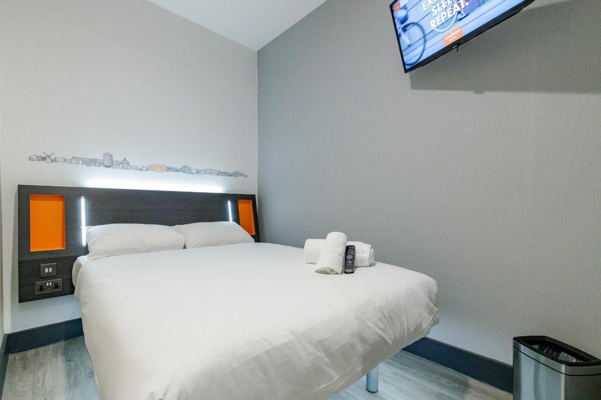 Easyhotel Milton Keynes Eksteriør bilde