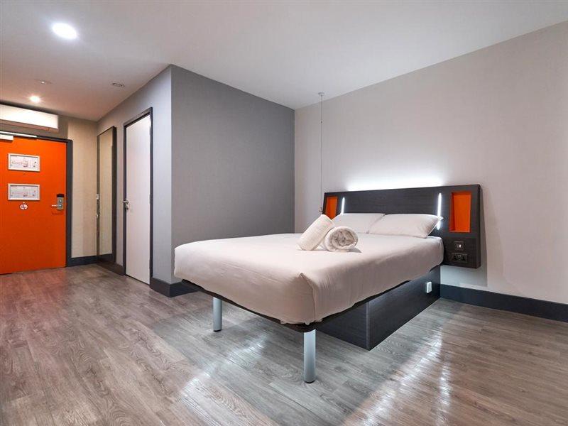 Easyhotel Milton Keynes Eksteriør bilde